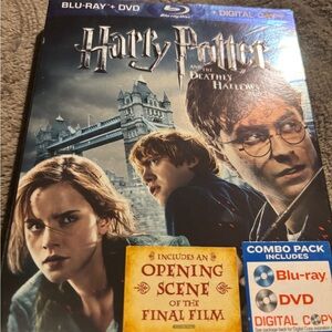 Harry Potter and the Deathly Hallows Blu-ray Combo Pack + DVD